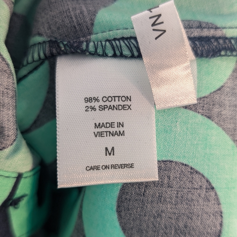 New York & Company Navy and Green Ring-Print Button-Down Blouse Size M - Picture 9 of 9